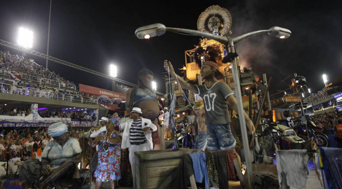 Desfile da Escola de Samba do Grupo Especial, G.R.E.S União da Ilha, no Sambódromo da Marquês de Sapucaí, no centro da cidade do Rio de Janeiro neste domingo (23). Foto: Luciano Belfor/Agencia O Dia