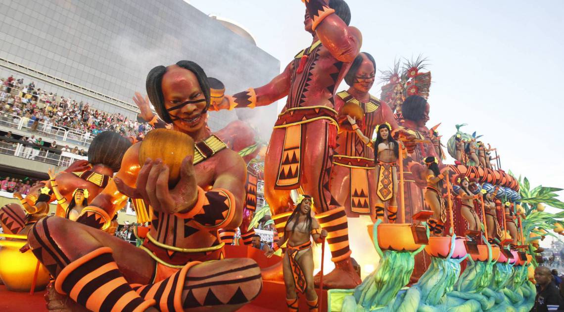 Desfile da Escola de Samba do Grupo Especial, G.R.E.S Portela, no Samb&oacute;dromo da Marqu&ecirc;s de Sapuca&iacute;, no centro da cidade do Rio de Janeiro neste domingo (24). Foto: Luciano Belford/Agencia O Dia