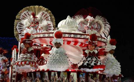 Viradouro inicia temporada de ensaios de comunidade nesta terça-feira