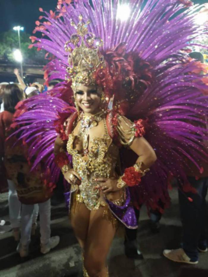 Renata Santos Estreia No Salgueiro Mh Carnaval 