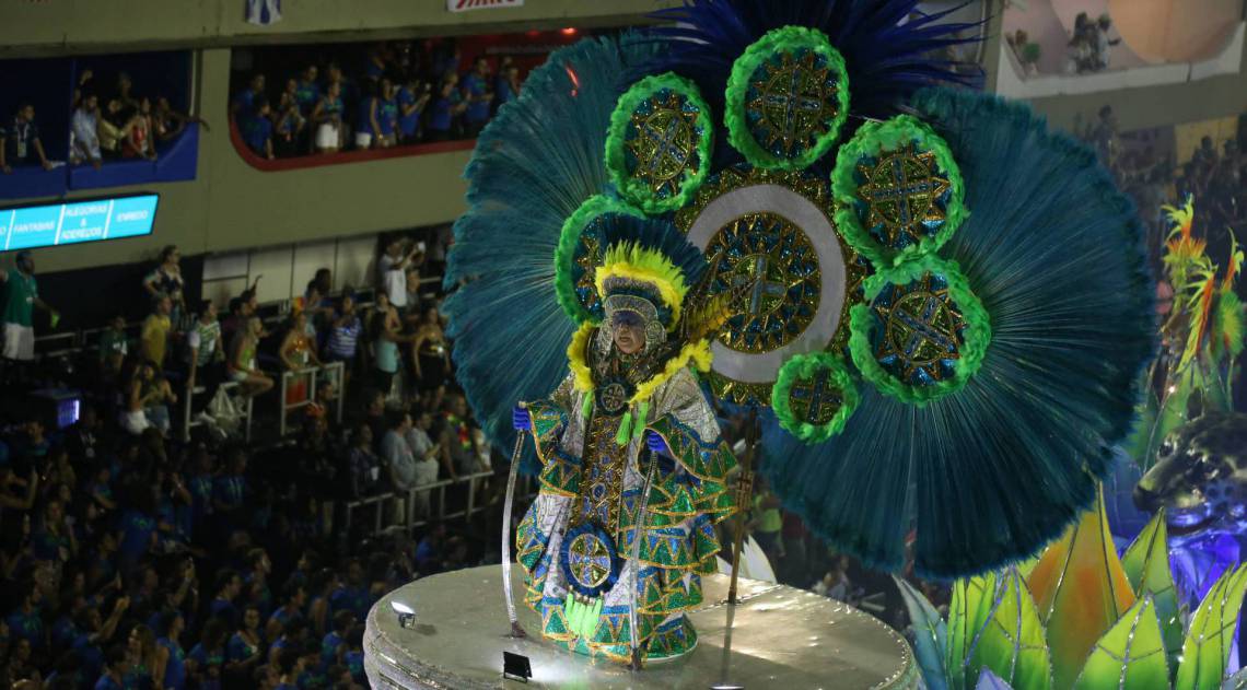 Vila Isabel foi a segunda escola a desfilar nesta segunda-feira