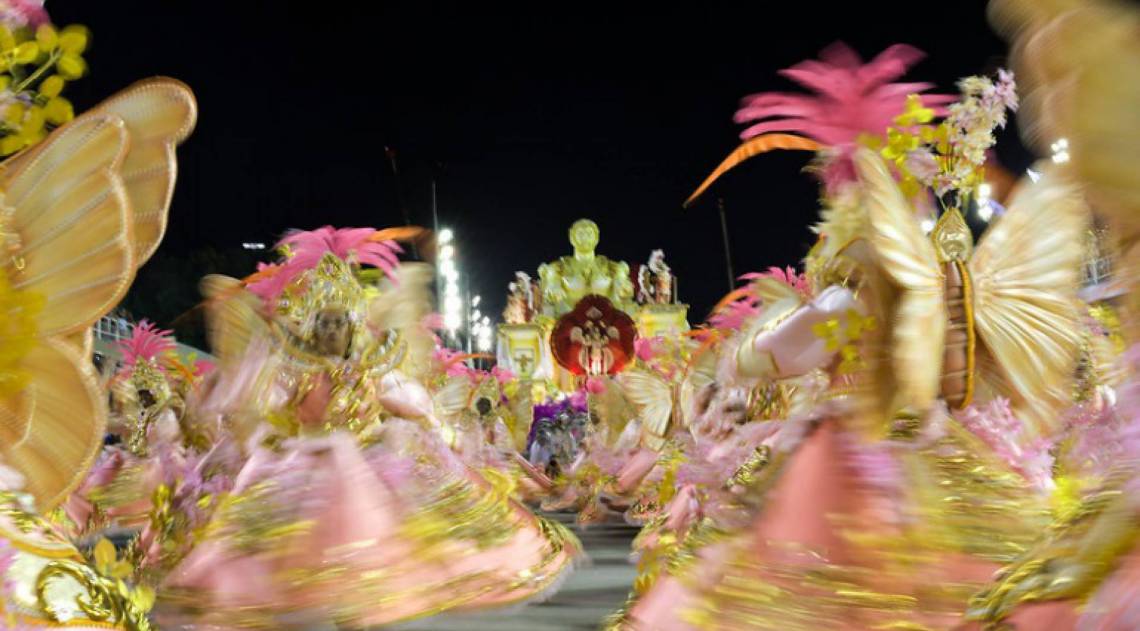 Beija-Flor fechou o último dia de desfiles do Especial