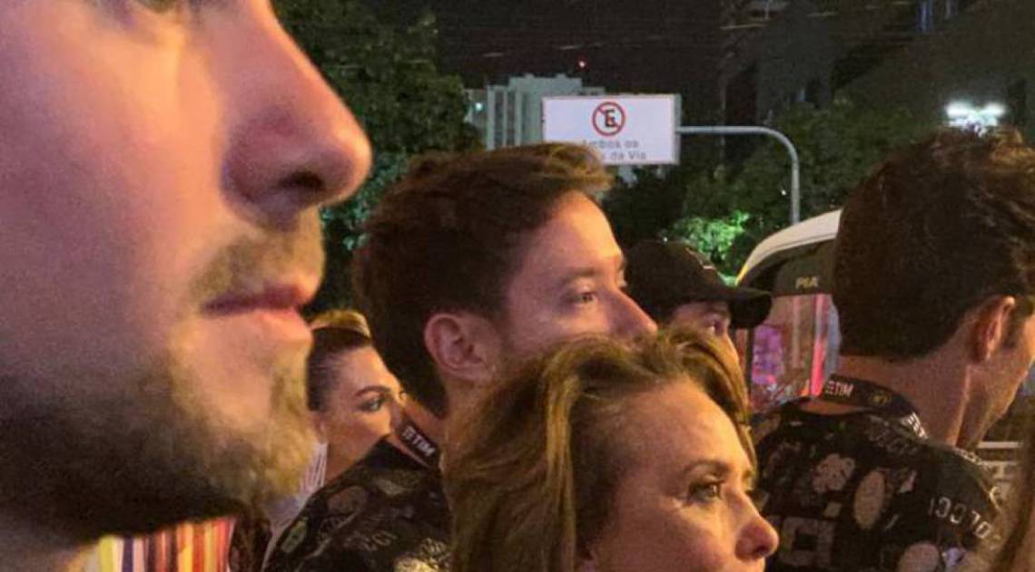 Isis Valverde na fila do Camarote N1 - Foto: F&aacute;bia Oliveira