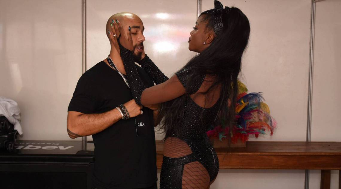 Iza e o marido, Sérgio Santos