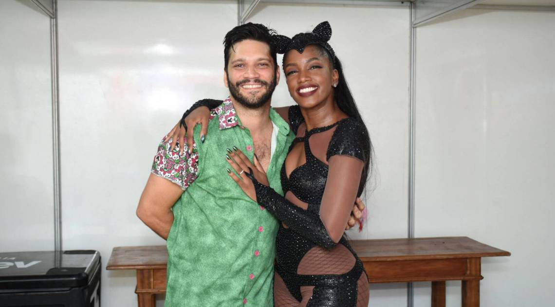 Iza e Armando Babaioff