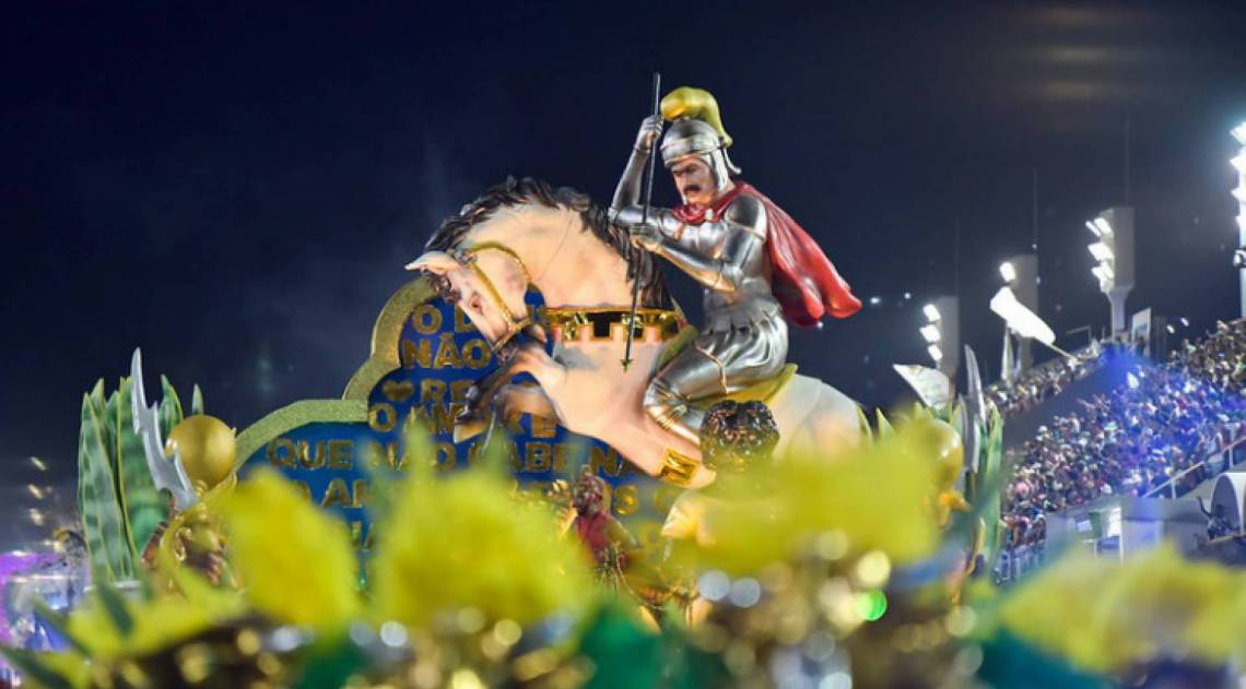 Mocidade foi a penúltima escola a desfilar nesta segunda-feira