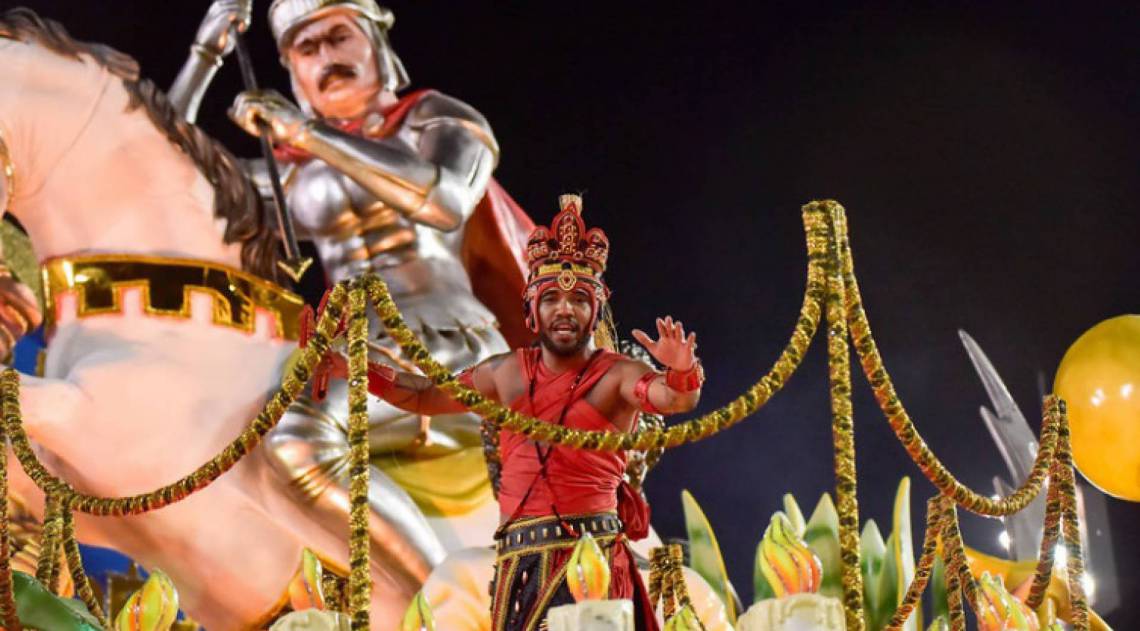 Mocidade foi a penúltima escola a desfilar nesta segunda-feira