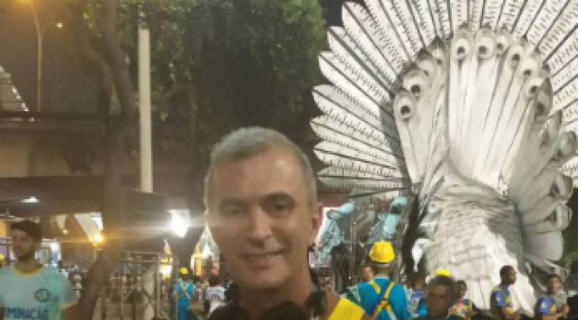 Paulo Barros - Adriano Araújo