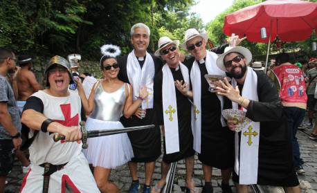 Bloco das Carmelitas volta às ruas após dois anos