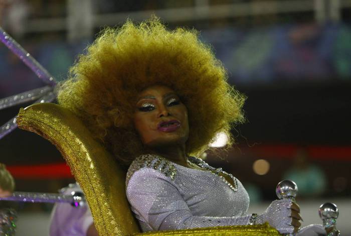 Mocidade foi a pen&uacute;ltima escola a desfilar nesta segunda-feira - Luciano Belford/Ag&ecirc;ncia O Dia