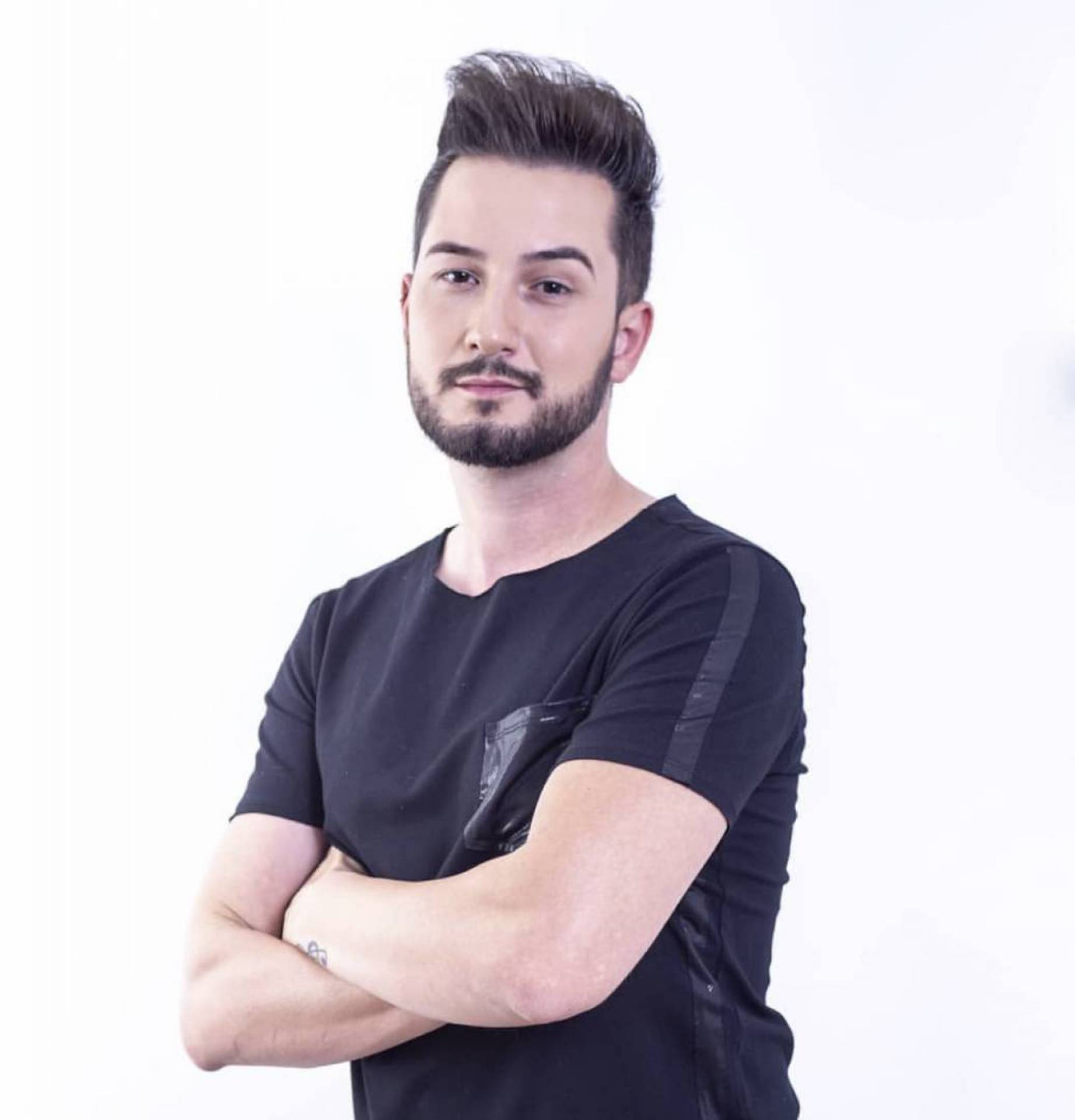 Cantor morreu após cair do mar em Paraty - Instagram / Reprodução