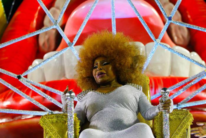 Rio de Janeiro, 25/02/2020  - Desfile da Mocidade. Na foto acima Elza Soares. Foto: Luciano Belford/Agencia O Dia - Luciano Belford/Agencia O DIa