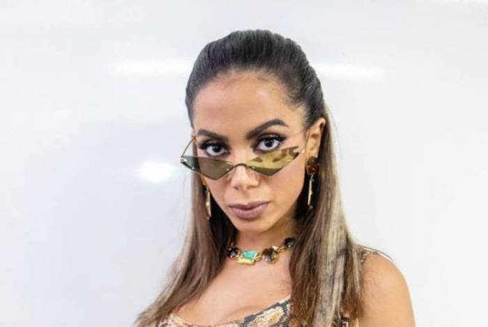 Anitta e seus look de Carnaval inspirados no mundo animal - Divulgação