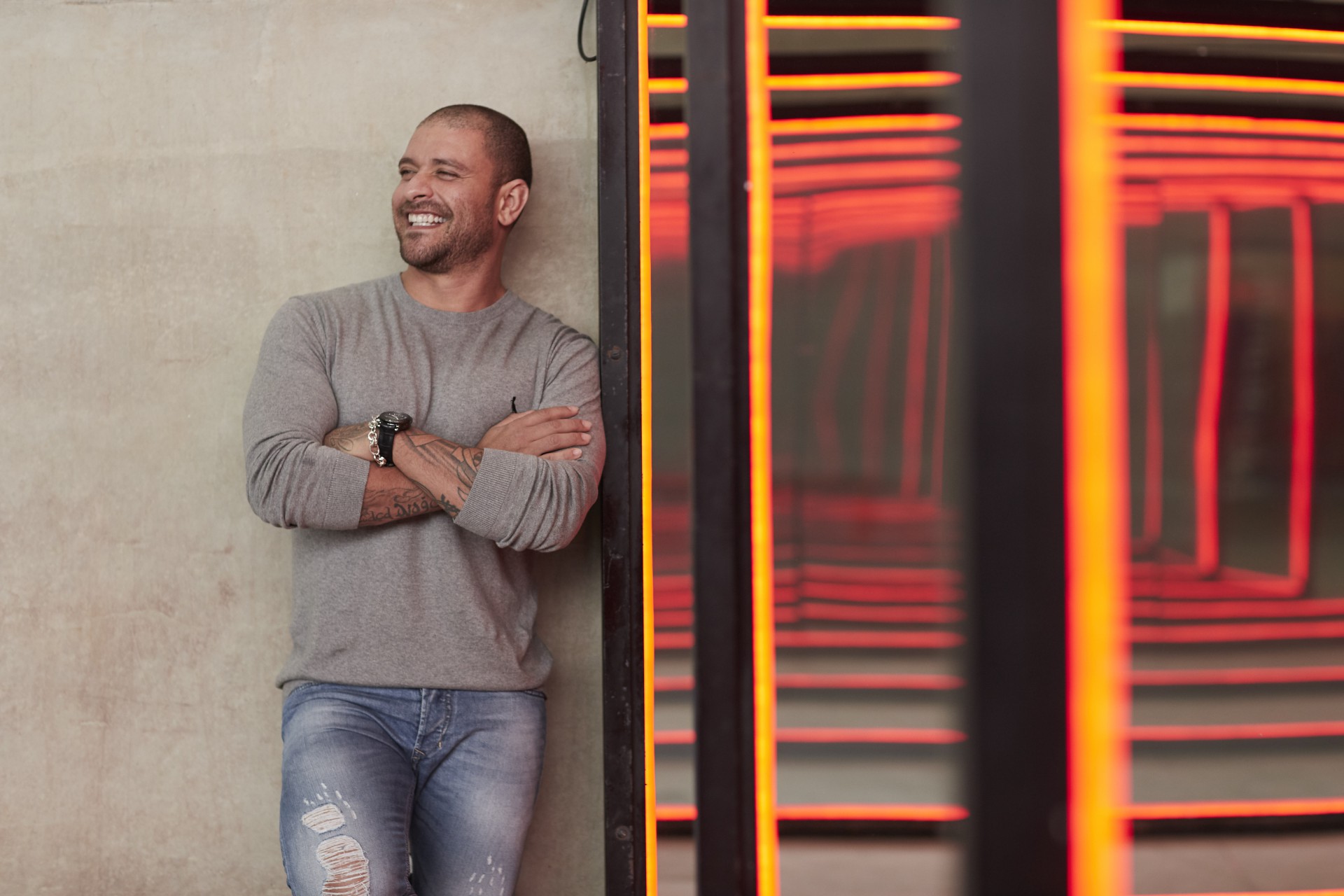 Com 11 anos de carreira, Diogo Nogueira é um dos principais nomes do cenário do samba brasileiro atual - Divulgação / Guto Costa