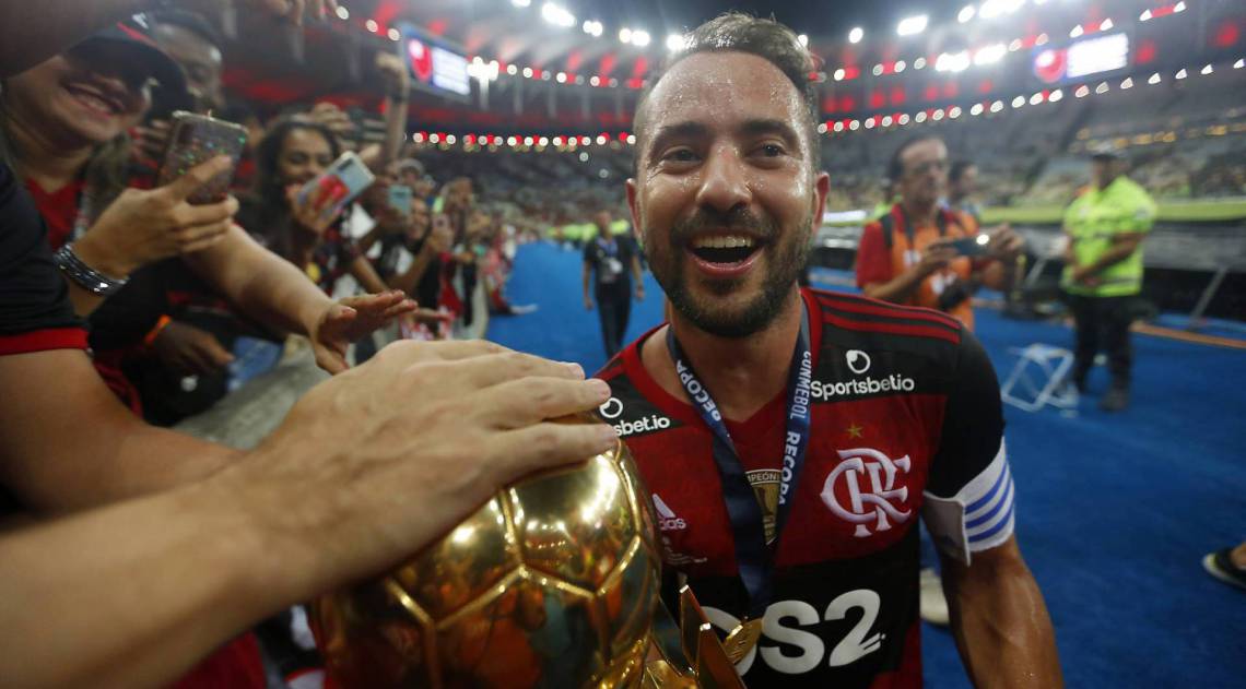 Rio de Janeiro 26/02/2020 - Everton Ribeiro do Flamengo durante partida contra a equipe do Independiente Del Valle, valida pela final da RECOPA. Foto: Luciano Belford/Agencia O Dia - Luciano Belford/AgÃªncia O Dia