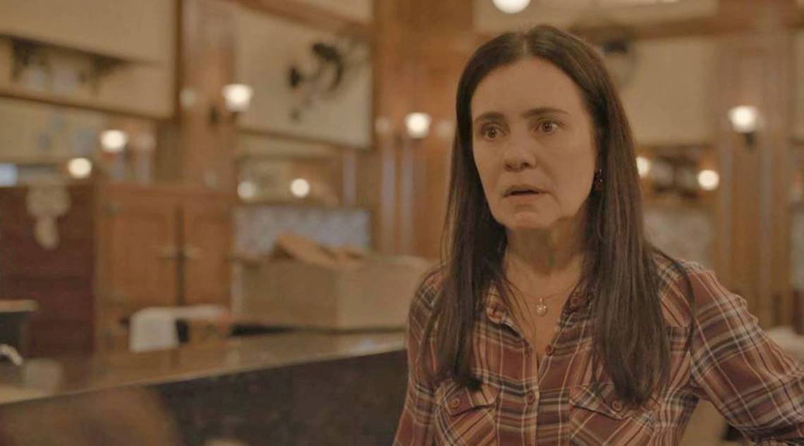 Thelma (Adriana Esteves) em 'Amor de Mãe', da Globo