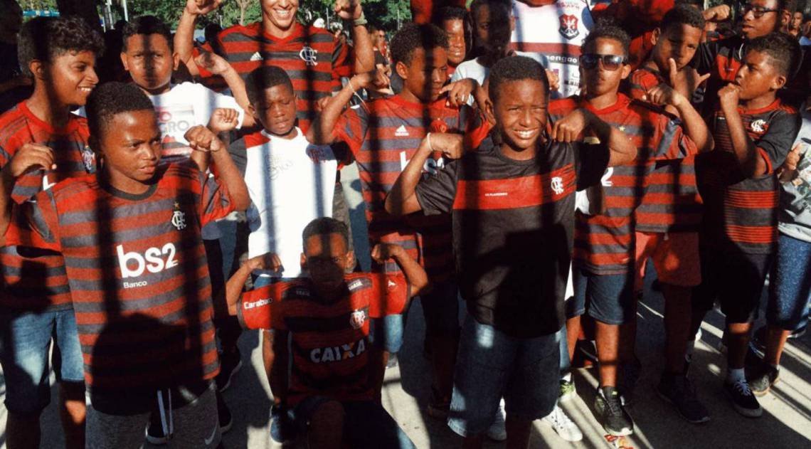 Crianças carentes devem entrar em campo neste sábado, no Maracanã, pela estreia na Taça Rio - Reprodução