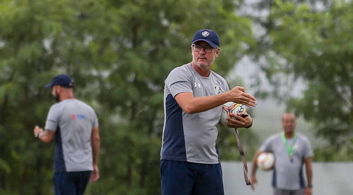 Com Odair Hellmann, time do Fluminense vem mostrando evolução - LUCAS MERÇON / FLUMINENSE