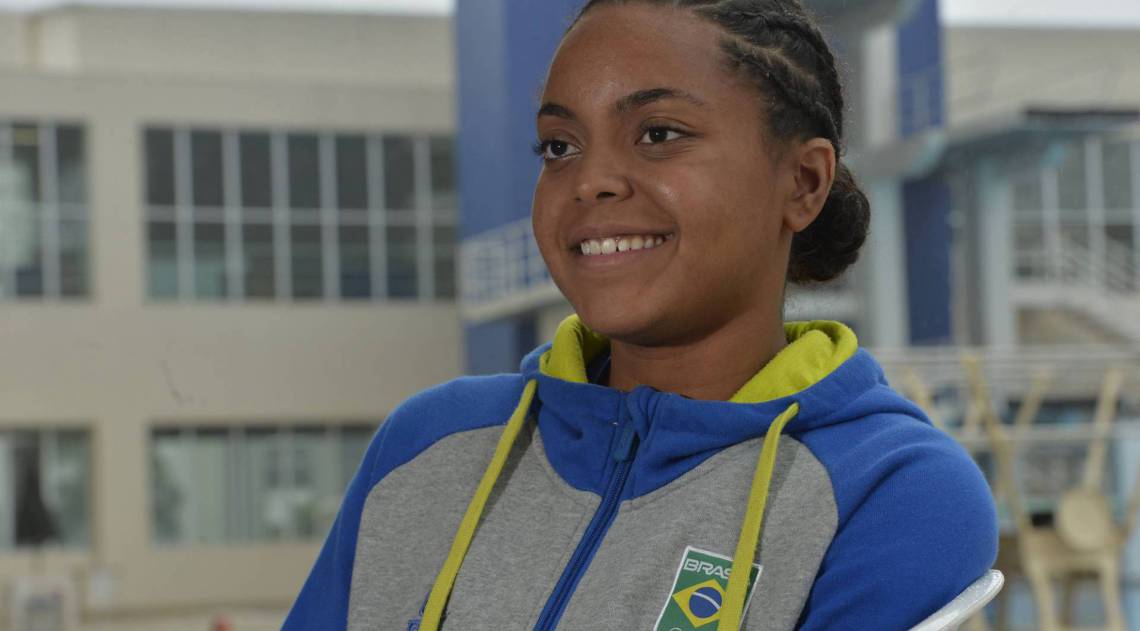 28.02.2020 - Rio de Janeiro - A atleta do nado artistico Anna Giulia Veloso fala como foi ser a sareia da escola de samba Unidos do Viradouro campeã do carnaval 2020, Foto: Fabio Costa/Ag.O Dia - Fabio Costa