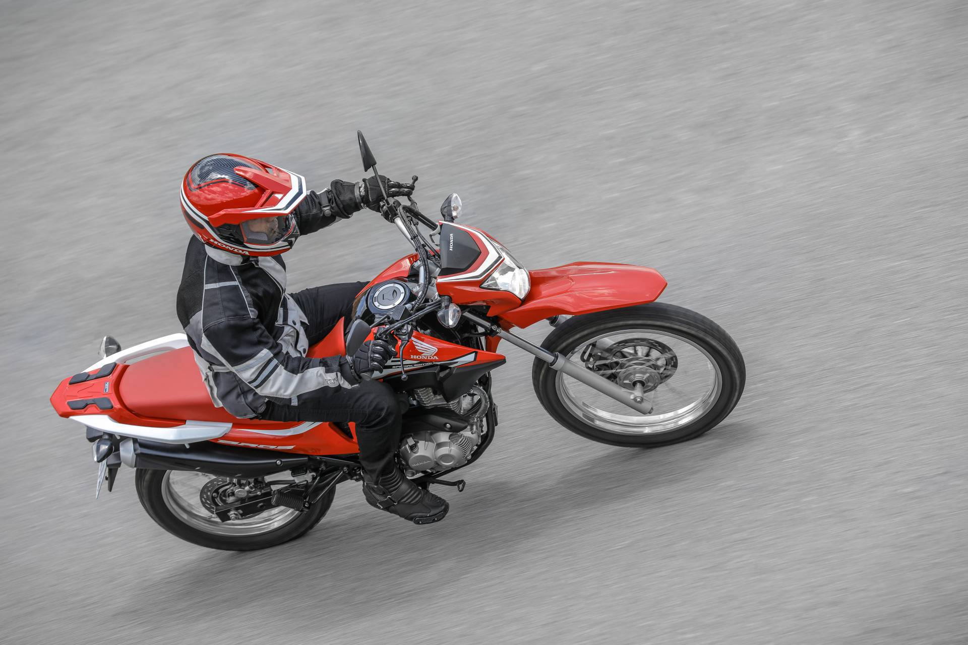 Honda apresenta versão Special Edition da NXR 160 Bros