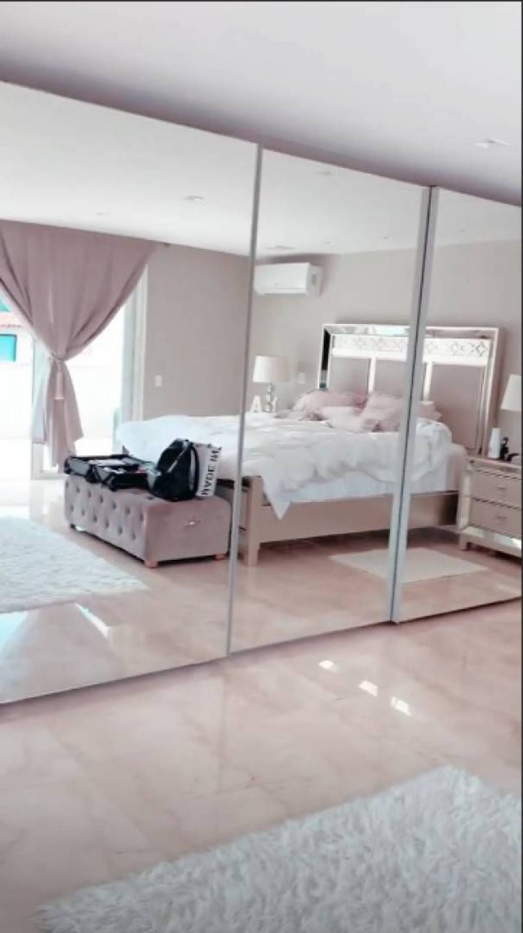 Cobertura duplex de Mayra Cardi