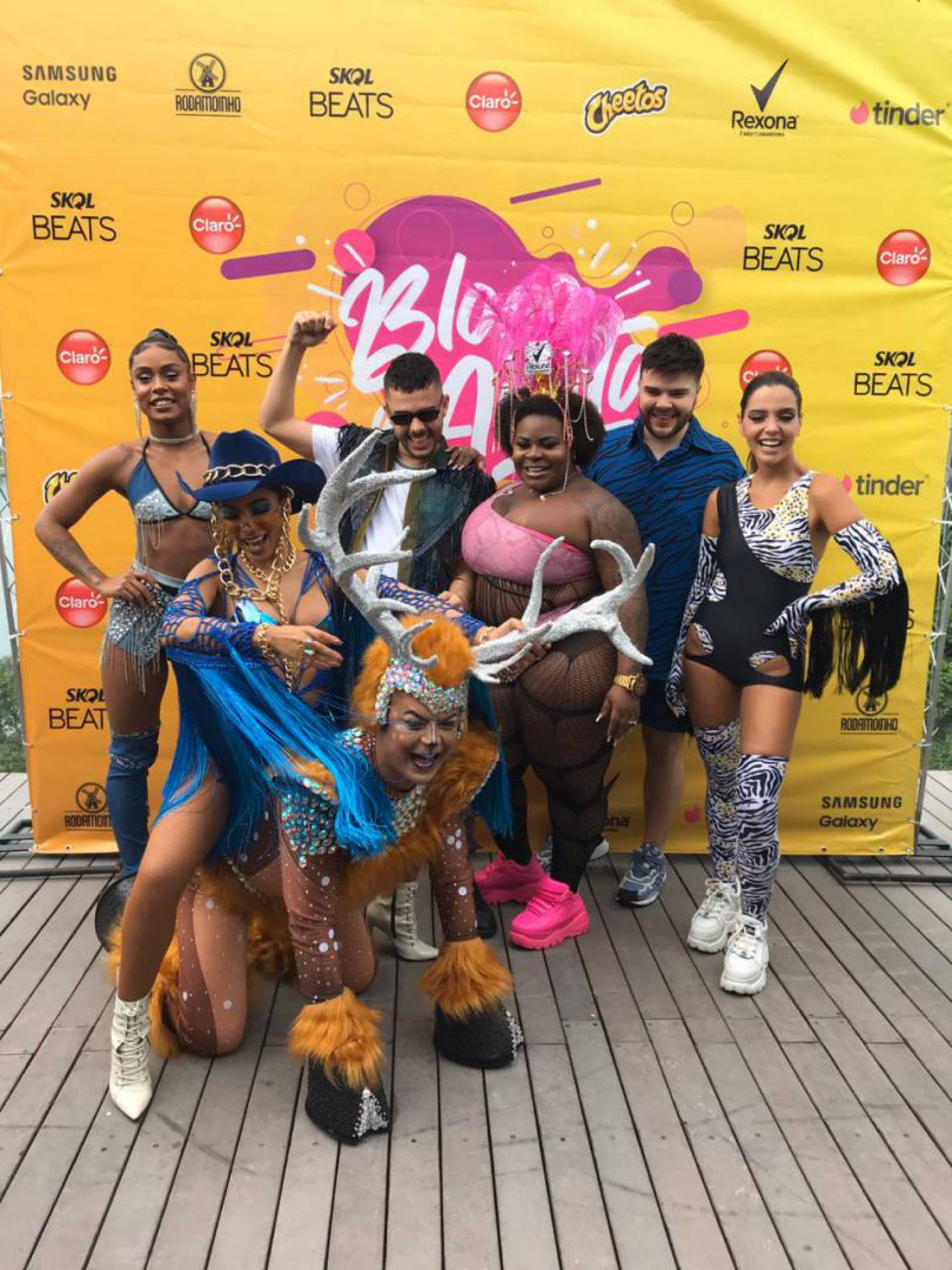 Famosos se reúnem para bloco da Anitta - Ricardo Cassiano/Agência O Dia