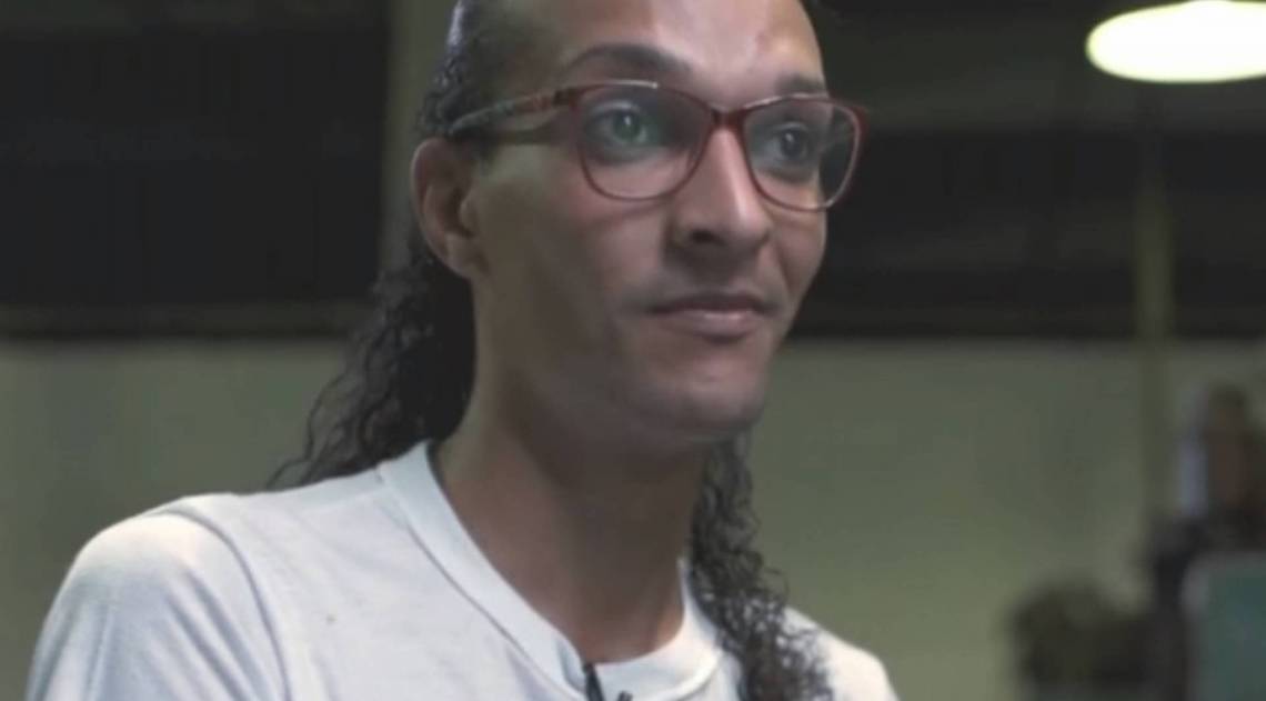 Suzy Oliveira, que est&aacute; na Penitenci&aacute;ria I "Jos&eacute; Parada Neto", em S&atilde;o Paulo, sensibilizou internautas, ap&oacute;s aparecer em reportagem