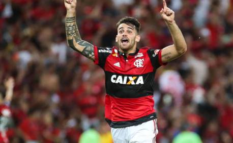Ex-Flamengo, Felipe Vizeu assina com clube brasileiro