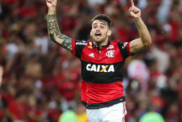 Vizeu relembra momentos de glória contra o Junior Barranquila e revela que está na torcida pelo Flamengo na Libertadores 2020