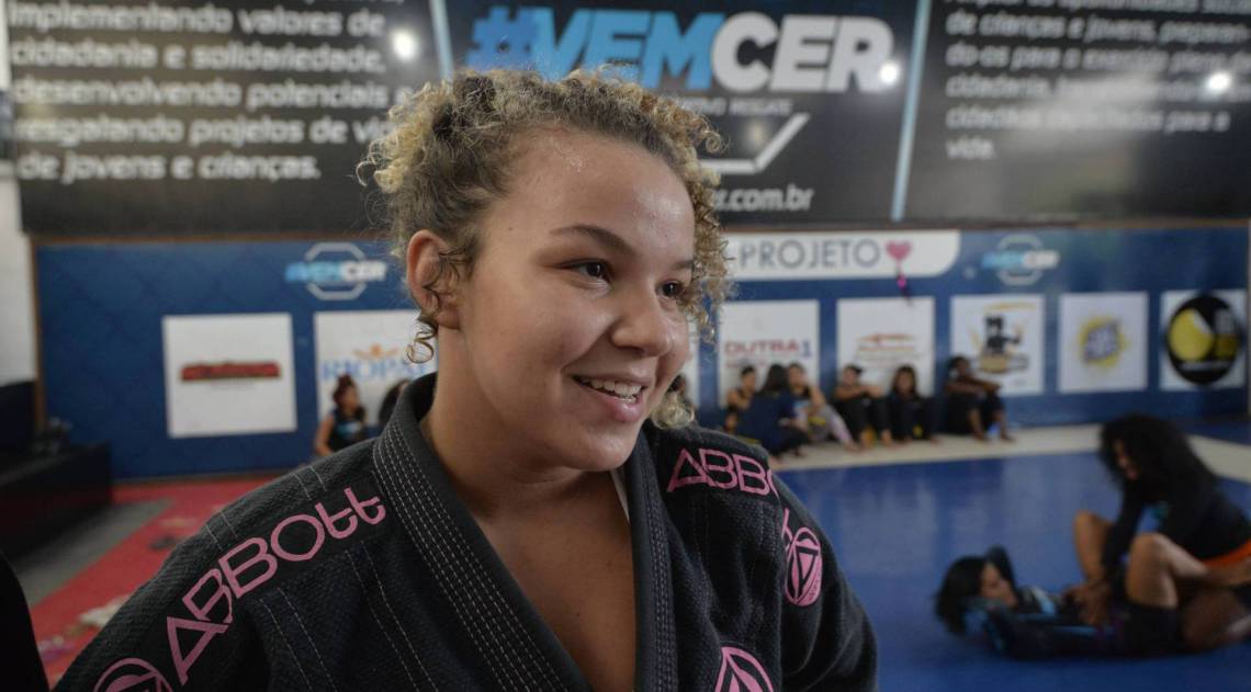 04.02.2020 - Rio de Janeiro - RJ - Projeto Vencer em São João de Meriti traz empoderamento feminino com artes marciais baixada fluminense na foto a aluna Gabrielly Ribeiro