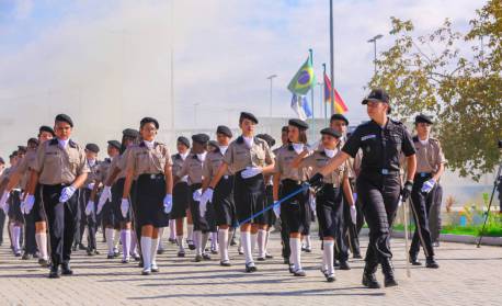 Alunos do Colégio da PM em Caxias são premiados em olimpíadas