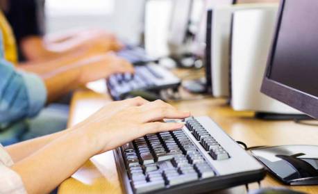 Fundação oferece 18 cursos on-line gratuitos para quem deseja estudar nas férias