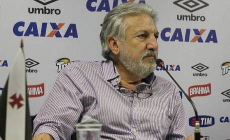 Ex-dirigente entra com ação cobrando quase R$ 4 milhões do Vasco na Justiça