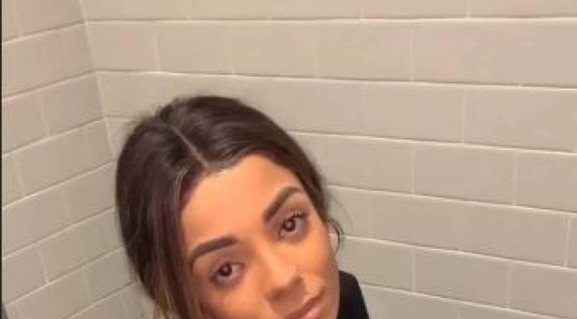 Ludmilla posta mulher fazendo xixi - Reprodução / Instagram