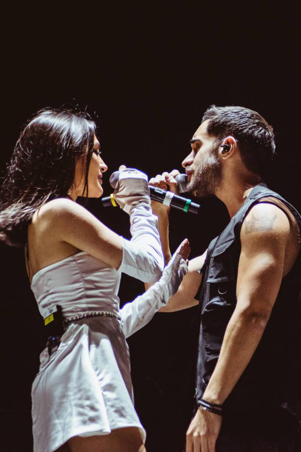 Melim abriu o show da banda Marron 5