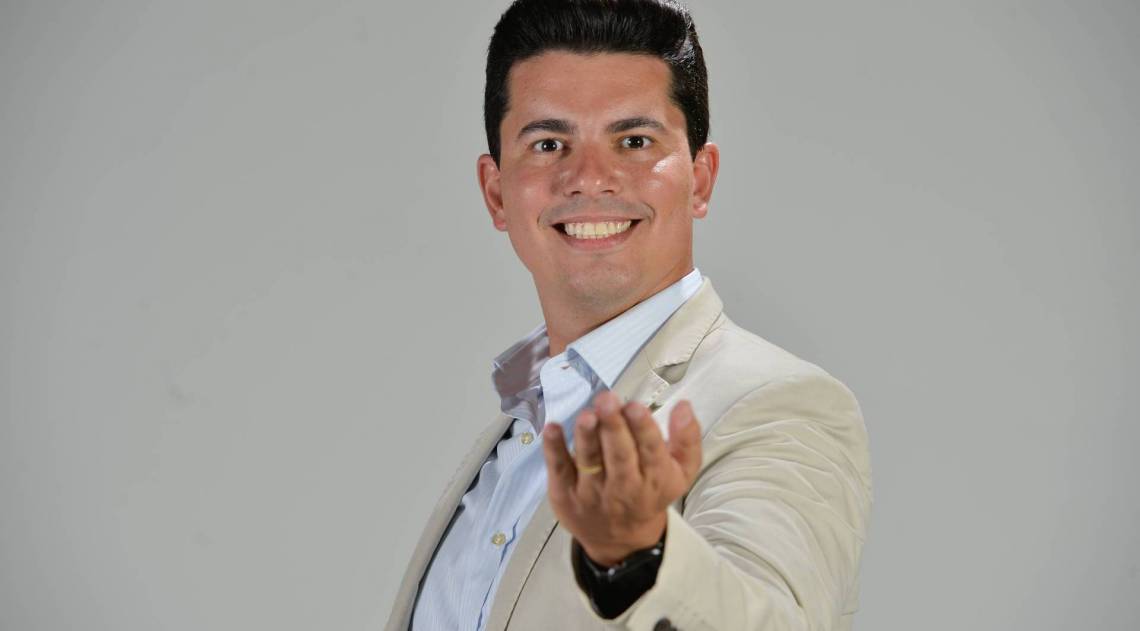 2020-03-10 - Rio de Janeiro - RJ - O apresentador Wagner Montes Filho vai estrear um novo programa na Record TV, apresentador em visita ao Jornal O Dia e Meia Hora , Foto:Fabio Costa /Agencia O Dia
