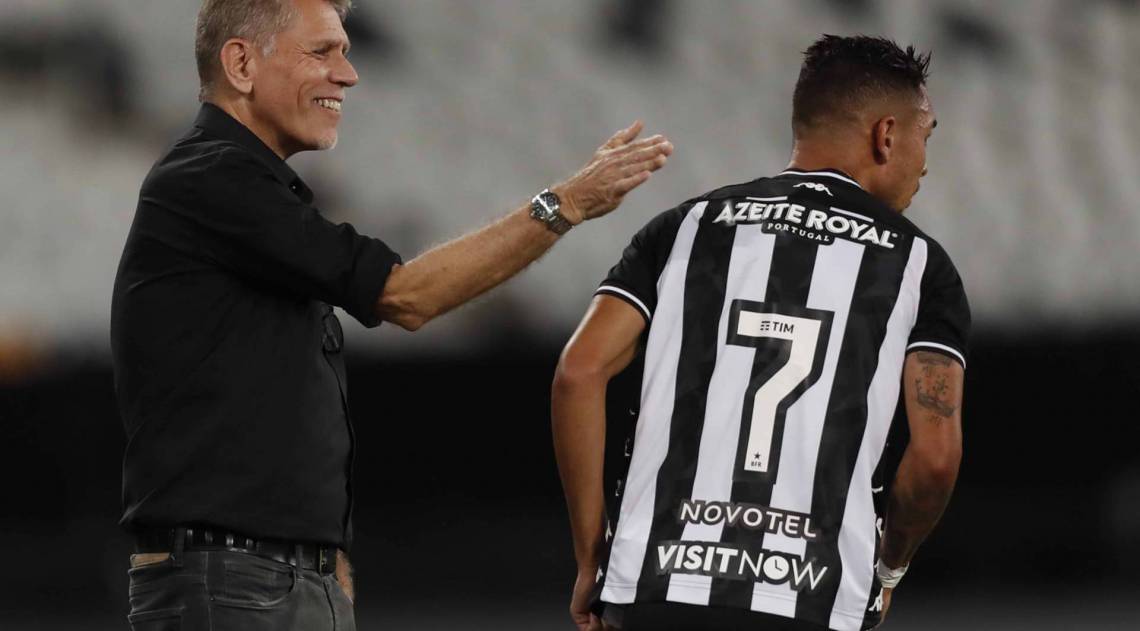 Rio, 10/03/2020, Copa do Brasil jogo entre Botafogo x Parana, na foto gol do Botafogo, foto de gilvan de souza / agencia o Dia