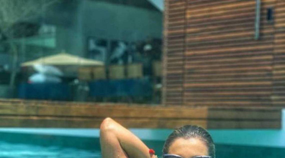 Fl&aacute;via Alessandra