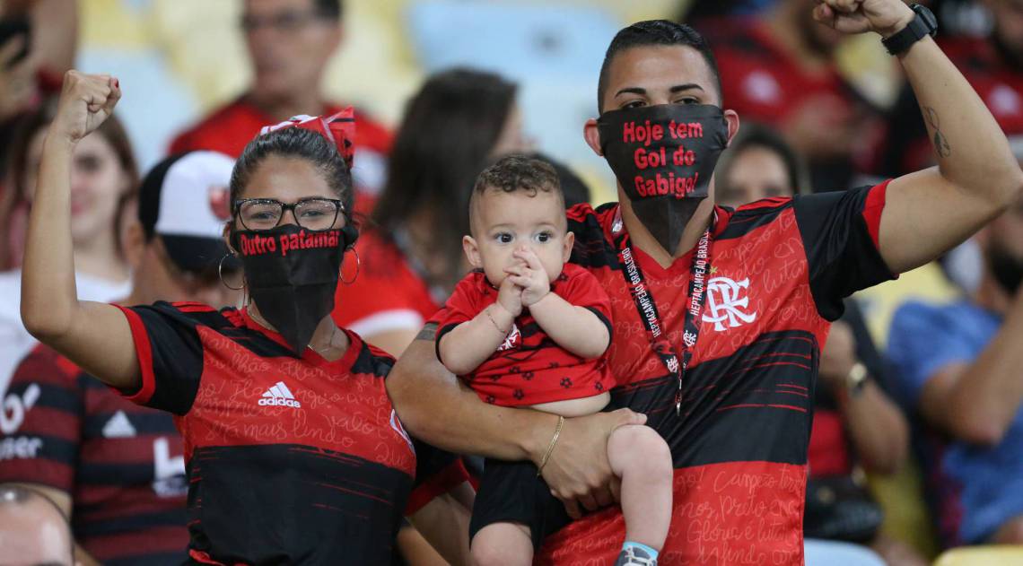11/03/2020 - Libertadores da America -  FLAMENGO x BARCELONA SC ( EQU ) - Fase de grupos, Grupo A, Rodada 2 de 6. Estadio Maracana, Rio de Janeiro, RJ. Torcida, mascara, coronavirus. Foto: Daniel Castelo Branco / Agencia O Dia - Daniel Castelo Branco