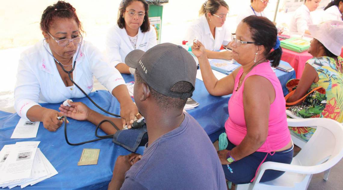 Moradores puderam aferir a pressão arterial  e ter acesso a outros serviços de saúde 