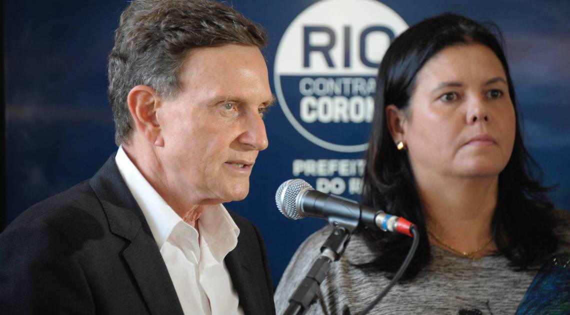 Prefeito Marcelo Crivella e a secretária Municipal de Saúde, Beatriz Busch