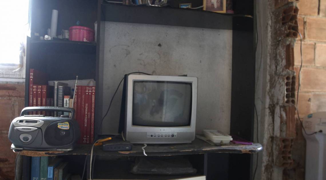 Rio de Janeiro - RJ  - 13/03/2020 - Policia prende homem que sequestrou e abusou de menina de 9 anos em Caxias. A policia prendeu nesta quinta-feira o homem apontado como o raptor e abusador de uma menina de 9 anos, sequestrada enquanto brincava na Praça do Galo, no Parque Fluminense, em Duque de Caxias, na Baixada Fluminense - na foto, casa usada como cativeiro -  Foto Reginaldo Pimenta / Agencia O Dia