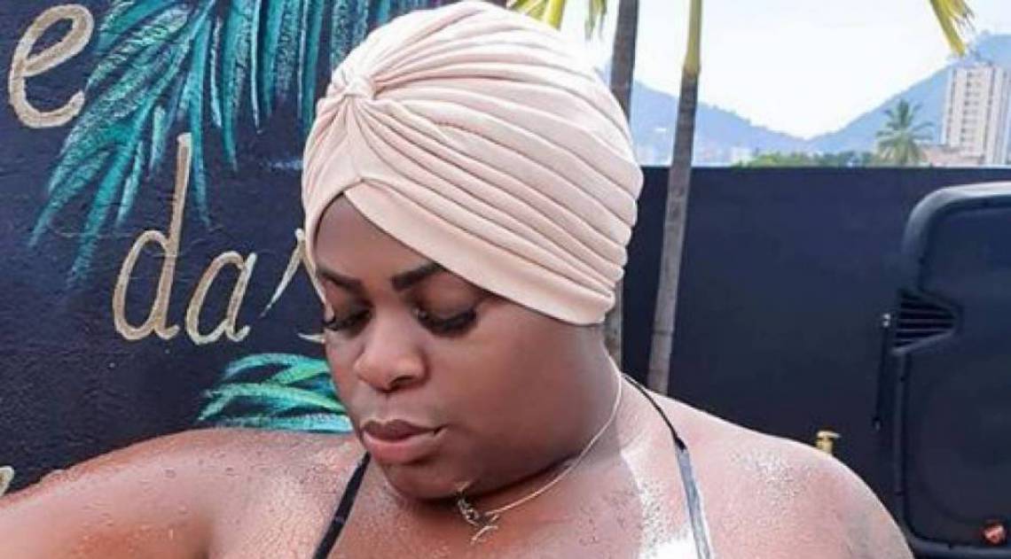 Jojo posta foto de biqu&iacute;ni neste domingo