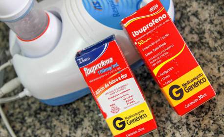 Uso prolongado de ibuprofeno e codeína pode levar à morte, alerta agência europeia