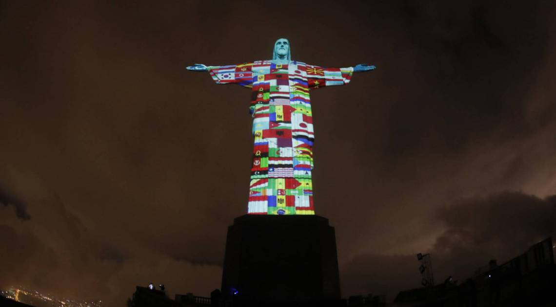 Ilumina&ccedil;&atilde;o especial no Cristo Redentor por conta do coronav&iacute;rus