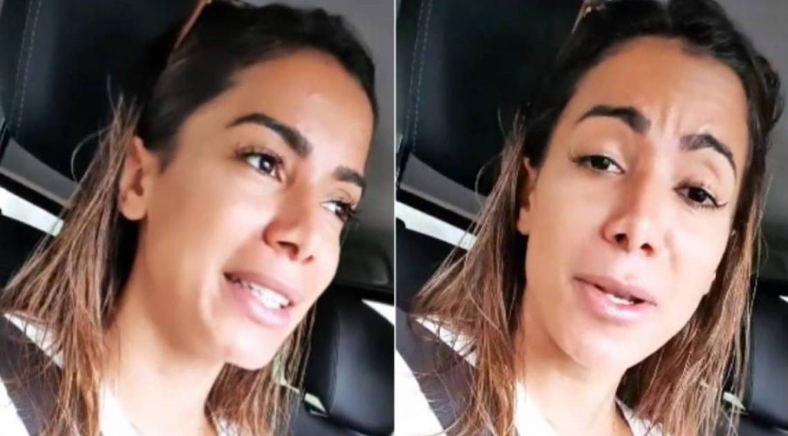 Anitta vai para a casa de amigos: 'Rico tem umas coisas, né, gente' - Reprodução Internet