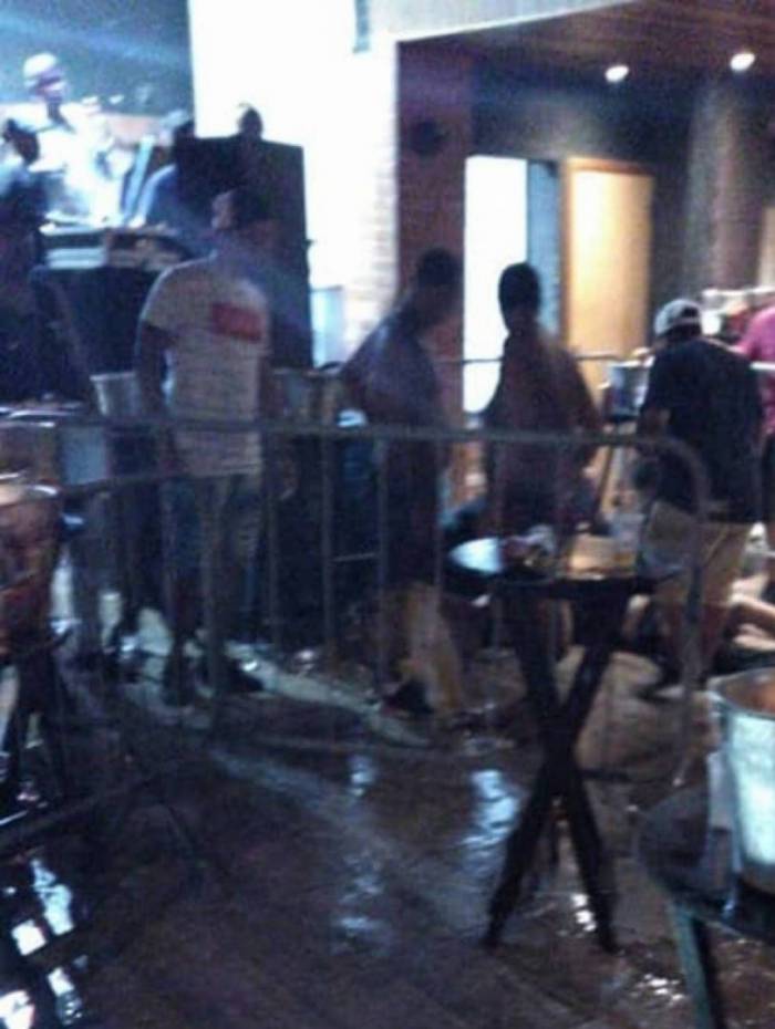 Disparos aconteceram dentro de um bar em São João de Meriti, na Baixada Fluminense