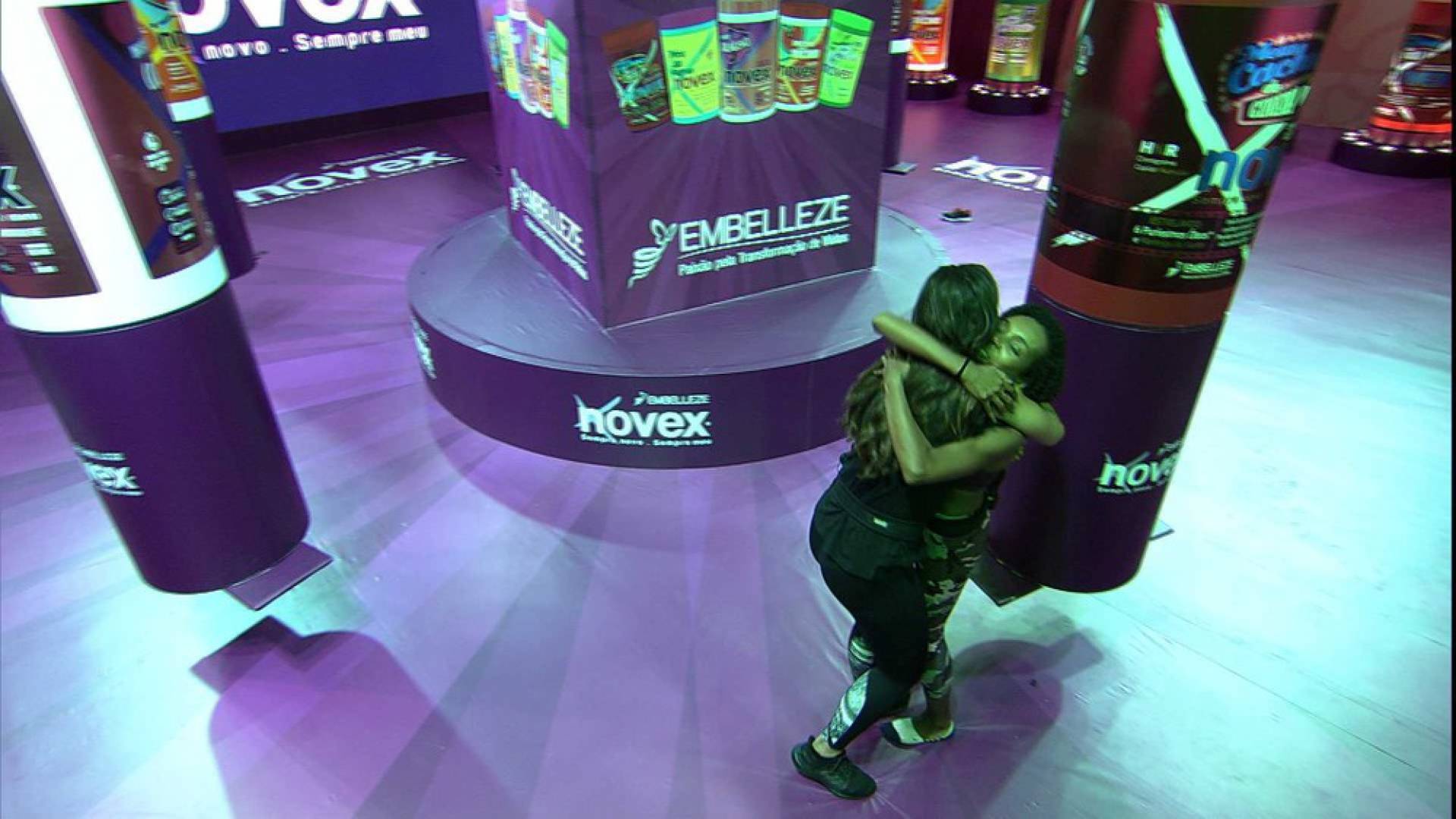 Thelma e Mari deixam a provado l&iacute;der ap&oacute;s 26 horas