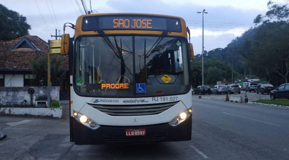 Os guardas municipais deram voz de prisão ao motorista e todos foram encaminhados para a 106ª DP em Itaipava - Divulgação/Guarda Civil