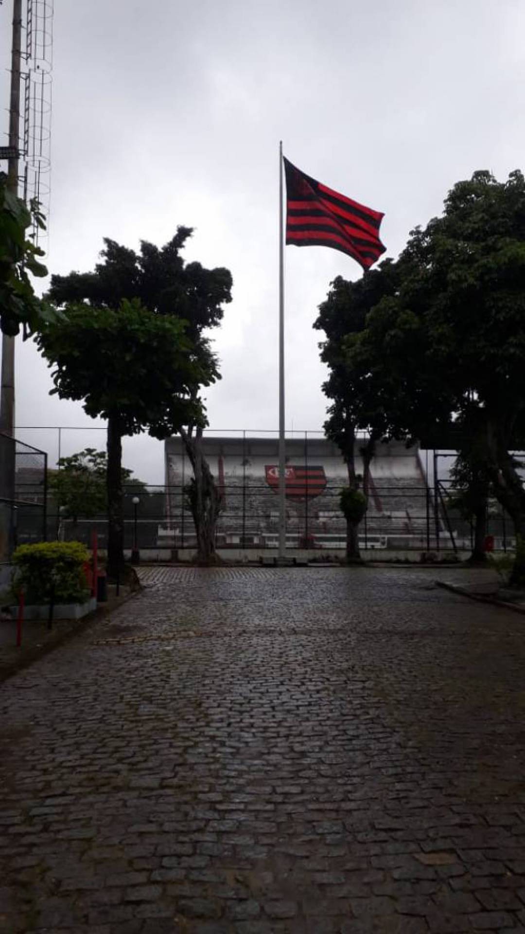 Novo campo da Gávea começa a ganhar forma